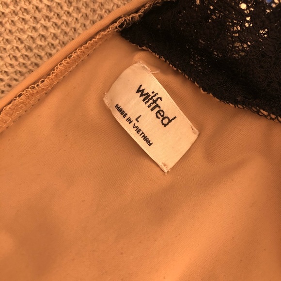 Aritzia Wilfred Adriene Lace Blouse - Picture 6 of 7